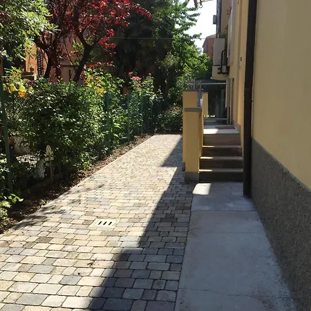 Guest house Casa Ardizzoni 4*